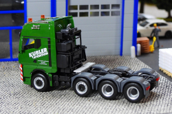 20251112-Kuebler-00012