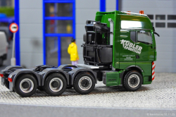 20251112-Kuebler-00017