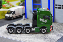 20251112-Kuebler-00019