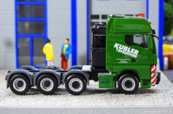 20251112-Kuebler-00021