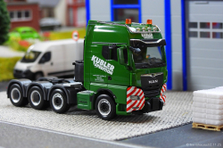 20251112-Kuebler-00022