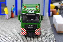 20251112-Kuebler-00027