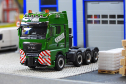 20251112-Kuebler-00030