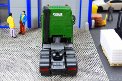 20251112-Kuebler-00043