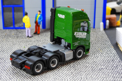 20251112-Kuebler-00045