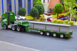 20251112-Kuebler-00074