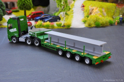 20251112-Kuebler-00075