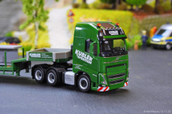 20251112-Kuebler-00106