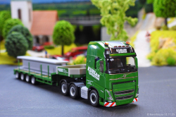 20251112-Kuebler-00110