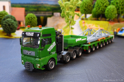 20251112-Kuebler-00125