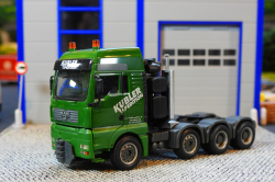 20251112-Kuebler-00182