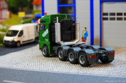 20251112-Kuebler-00190