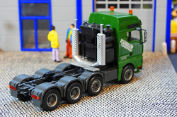 20251112-Kuebler-00195