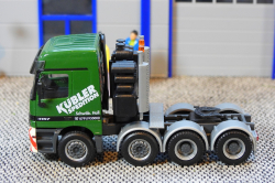 20251112-Kuebler-00214