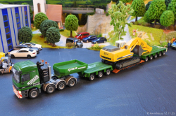 20251112-Kuebler-00244