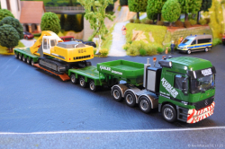 20251112-Kuebler-00287