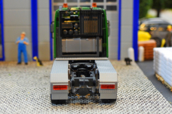 20251114-Kuebler-00017