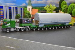 20251114-Kuebler-00047