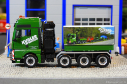 20251114-Kuebler-00112