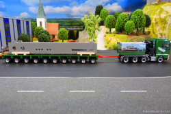 20251114-Kuebler-00205