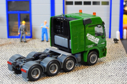 20251114-Kuebler-00240