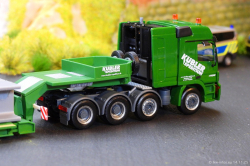 20251114-Kuebler-00298