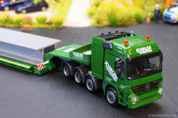 20251114-Kuebler-00302