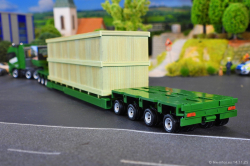 20251114-Kuebler-00362