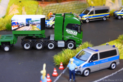 20251114-Kuebler-00391