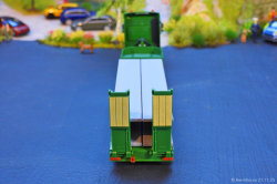 20251121-Kuebler-00024