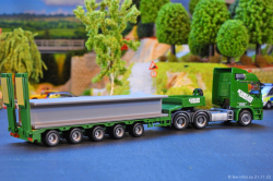 20251121-Kuebler-00031