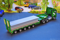 20251121-Kuebler-00033