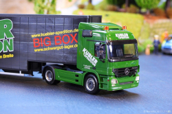 20251121-Kuebler-00211