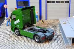 20251121-Kuebler-00230