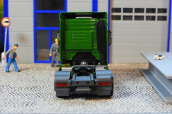 20251121-Kuebler-00235