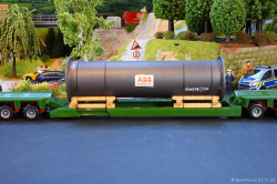 20251121-Kuebler-00266