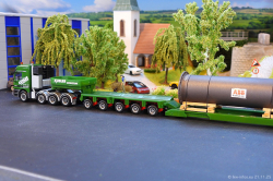 20251121-Kuebler-00268