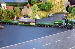 20251121-Kuebler-00313