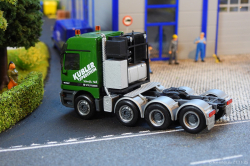 20251121-Kuebler-00329