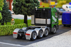 20251121-Kuebler-00333