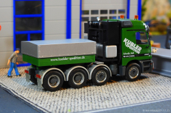 20251121-Kuebler-00405