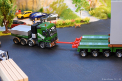 20251121-Kuebler-00472