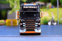 20261011-Repinski-00055