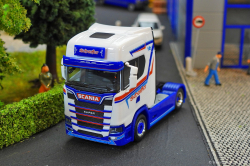 20251128-Scheufler-00061