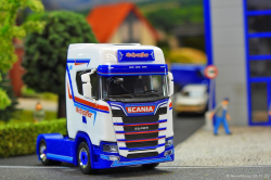 20251128-Scheufler-00081