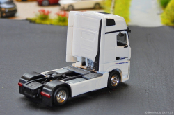 20251024-Schmidt-00068