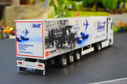 20251026-Schmidt-00121