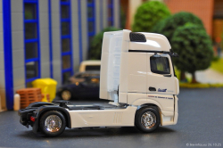 20251026-Schmidt-00160