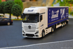 20251026-Schmidt-00180