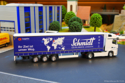 20251026-Schmidt-00205